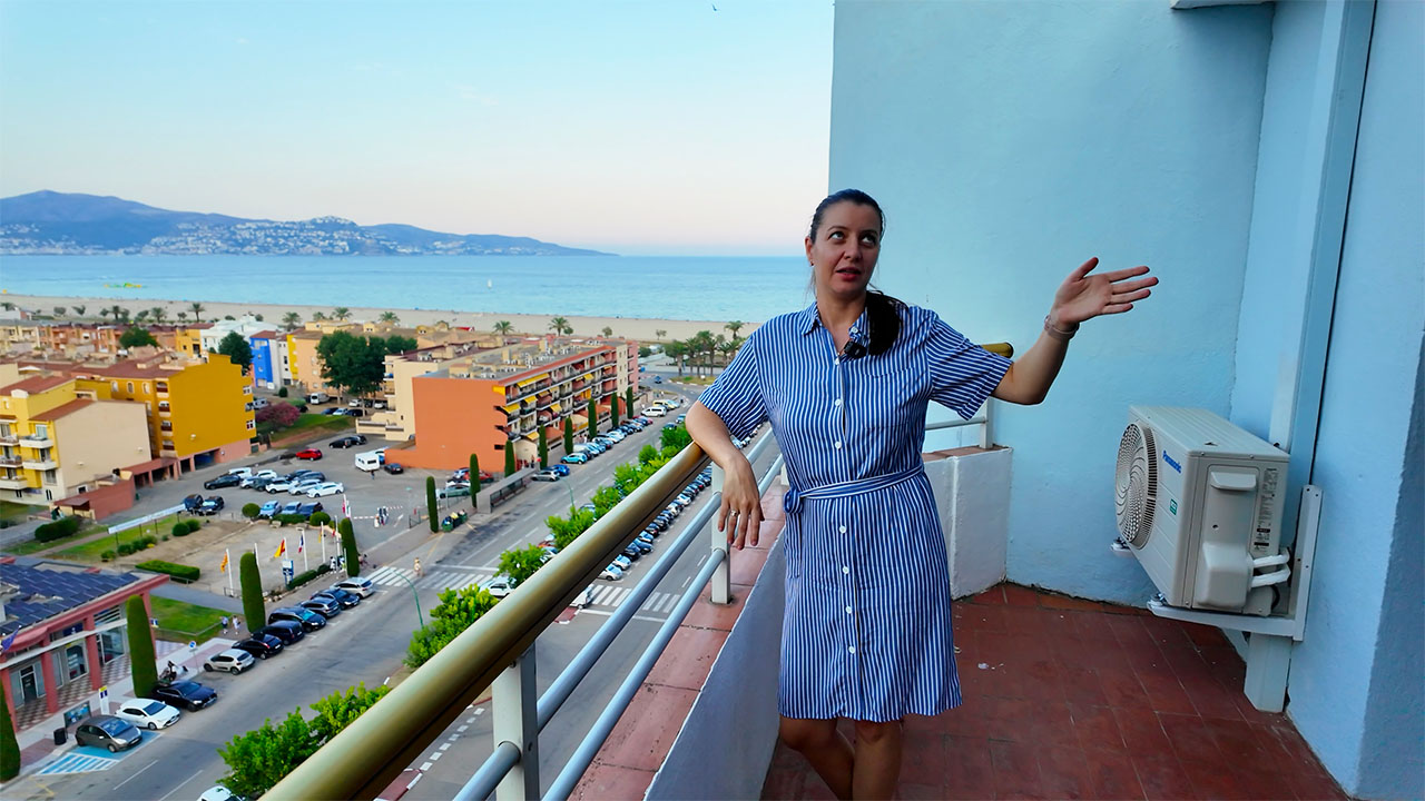 Огляд номера в Xon’s Platja Empuriabrava